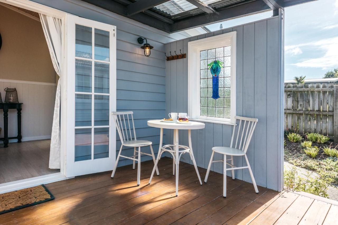 Pohutukawa Cottage, Waiheke Island Surfdale Eksteriør bilde